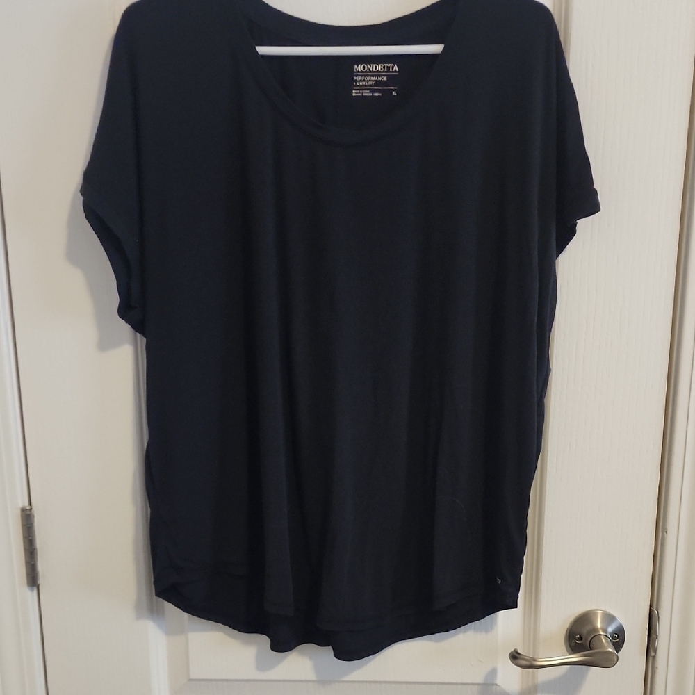 Mondetta Women's Black Top